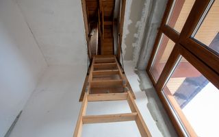 Vilă modernă în Cartierul CFR, cu mansardă și garaj - Poză 28