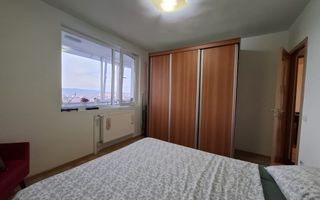 De vânzare apartament 2 camere – zona M. Viteazu cu priveliste deosebita - Poză 6