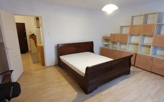 4 camere open space , 2 balcoane, 2 bai, Plopilor Zona Parcul Rozelor - Poză 2