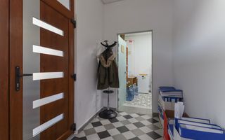 Apartament amenajat si utilizat ca si spatiu de birou aproape de Tribunal! - Poză 20