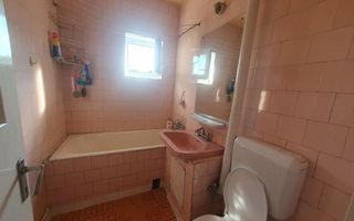 Vând apartament 4 camere/90 mp - Poză 10