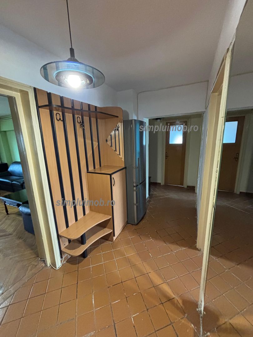 Unirii Decebal 3 camere decomandat 80 mp - Poză 17