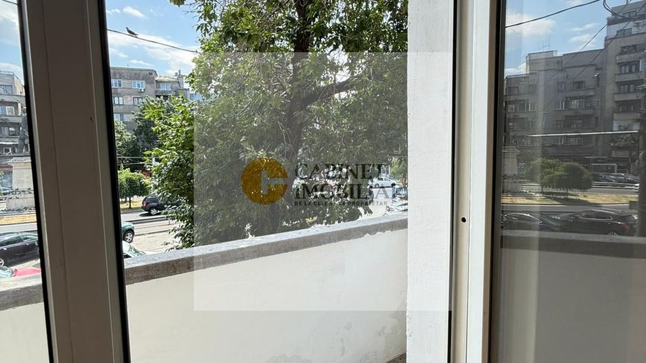 Garsoniera cu balcon | 30 mp  | Piata Mihail Kogalniceanu |  Etaj 1 - Poză 3