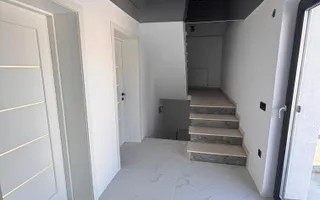 Spațiu comercial 6 camere 3 băi | Sura mare | 200mp - Poză 18
