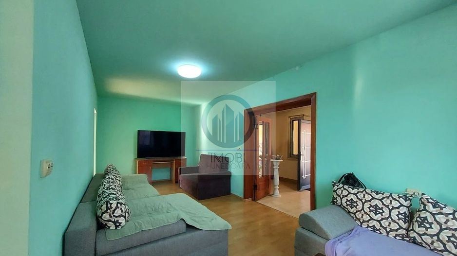 Vila deosebita în loc Simeria, zona ultracentrala - Poză 19