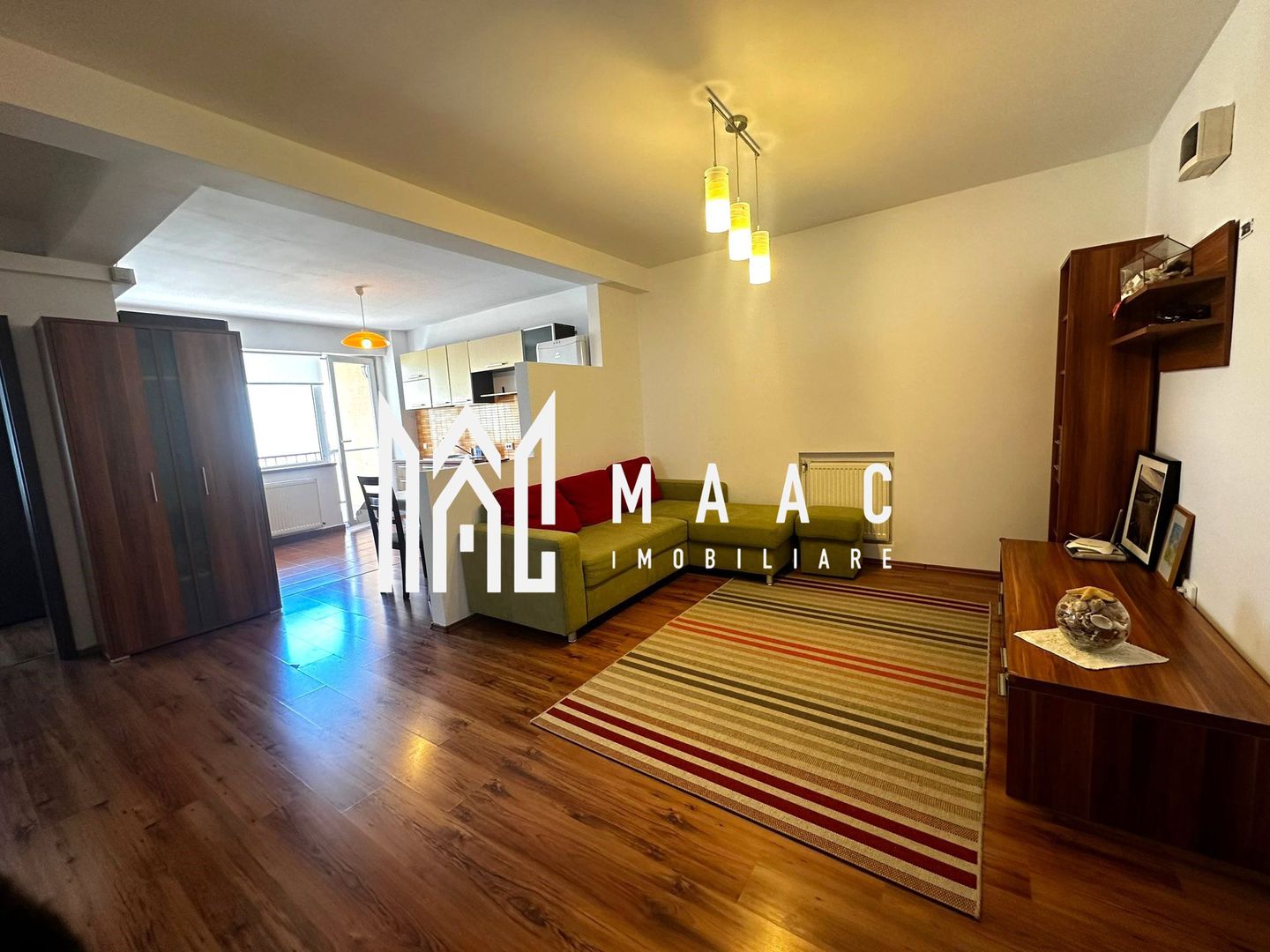 Apartament 3 camere | 60 mpu | Parcare privata - Poză 1