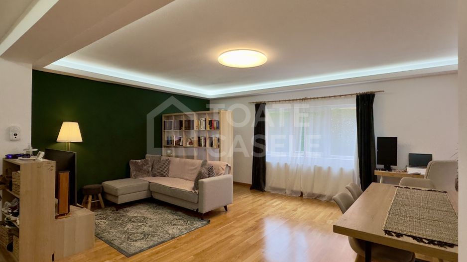 Apartament cu 3 camere, decomandat, 85 mp, zona Alverna - Poză 2