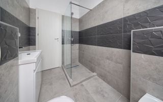 Apartament nou - loc parcare acoperit  inclus - Poză 9