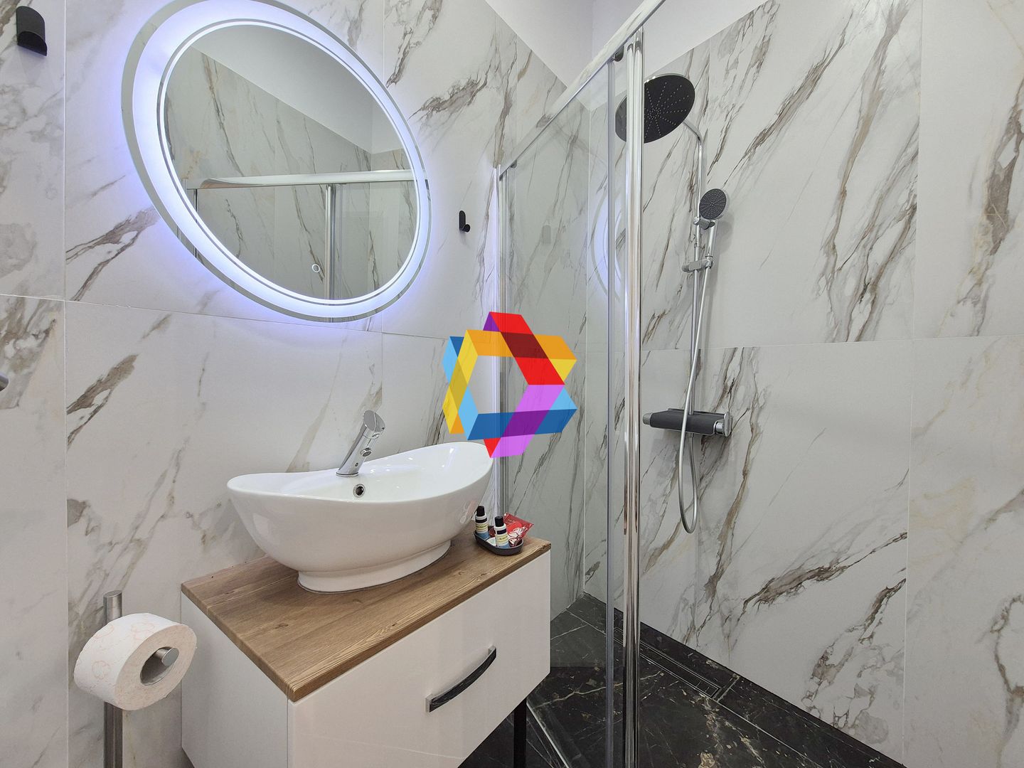 Casa regim hotelier la cheie -225 mp - Poză 17