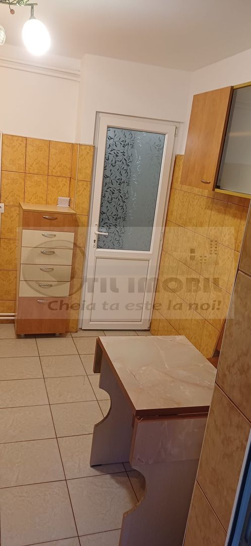 Apartament 2 camere decomandat - Tatarasi - Carrefour - 90.000 euro ! - Poză 4
