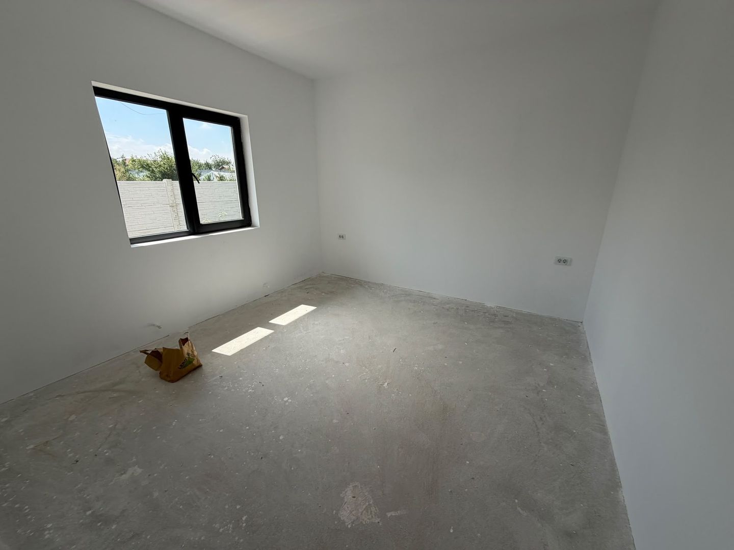CASA INDIVIDUALA- 4 CAMERE, TOATE UTILITATILE, TEREN 380 MP, COMIS 0% - Poză 3