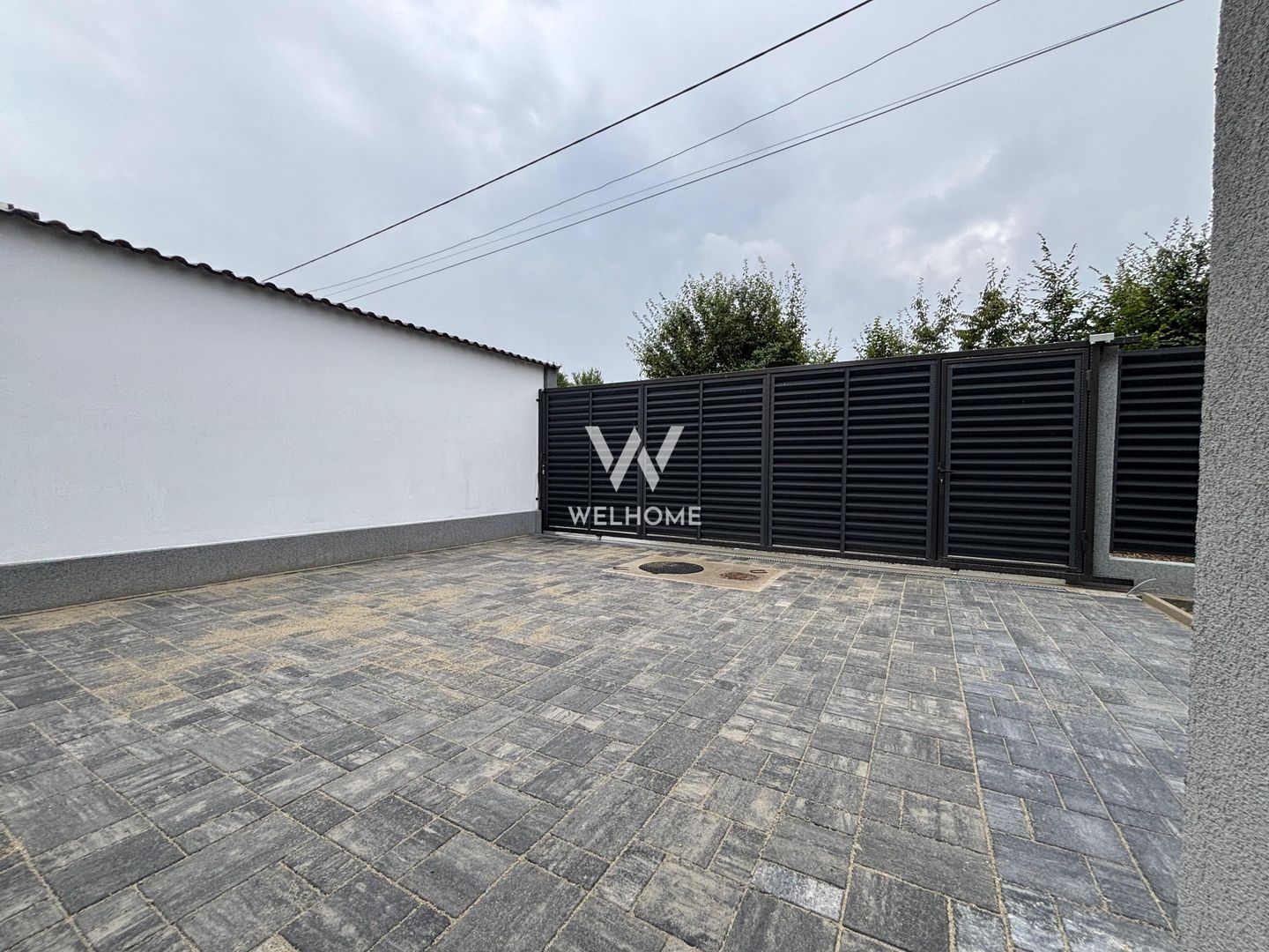 Casă INDIVIDUALĂ cu PIVNIȚĂ și POD în Sibiu - Poză 2