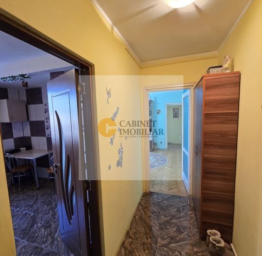 3 camere | Soseaua Stefan cel Mare | Balcon | Etaj 8/9 - Poză 3