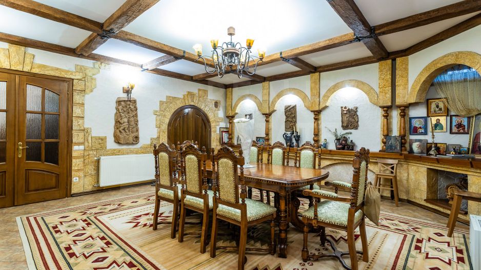 Vânzare casă de lux, 700 mp + 22 ari, situată în Tohatin - Poză 70