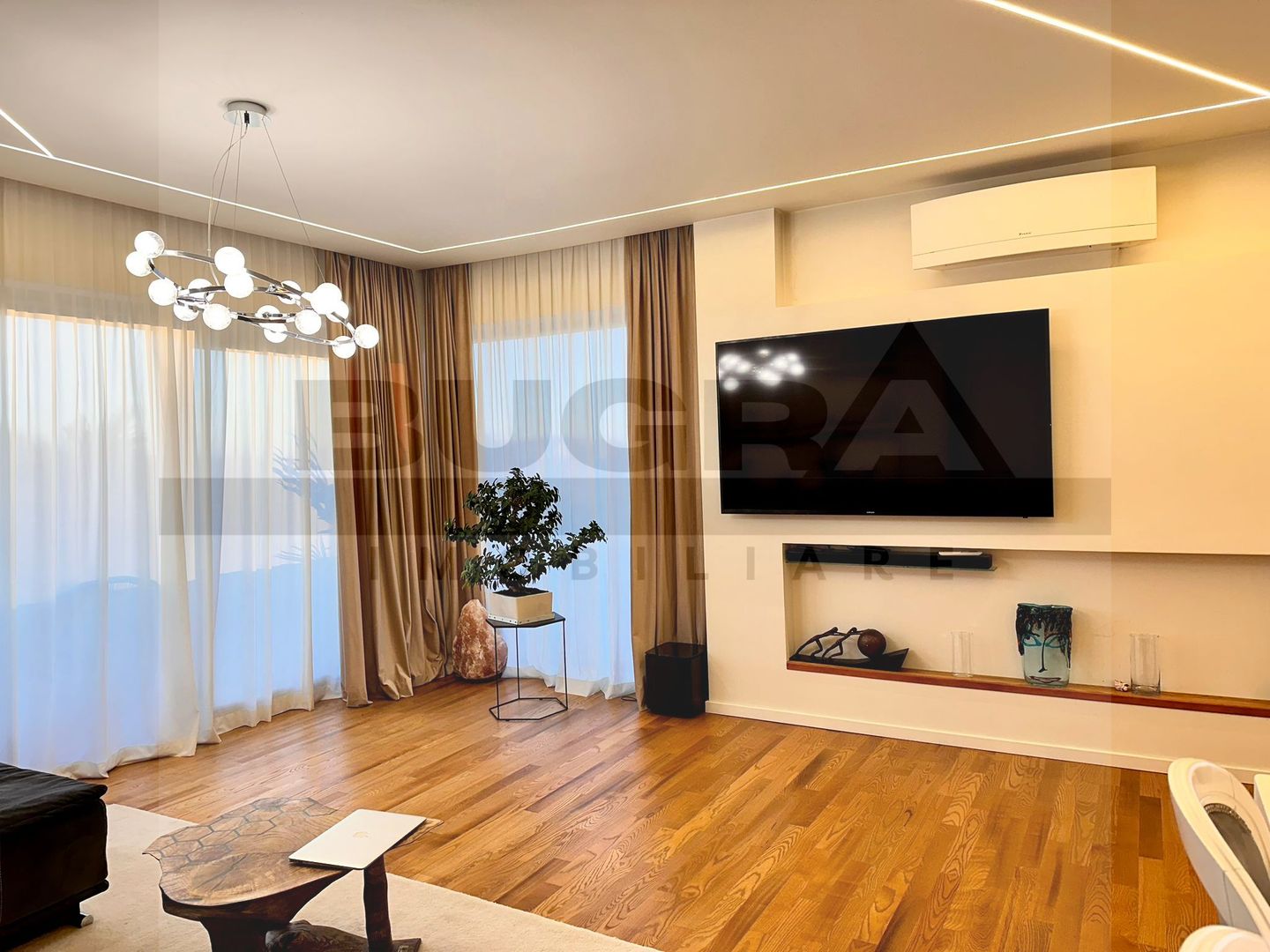 Penthouse 7 camere, 241 mp terasa, VIEW, zona Buna Ziua - Poză 9