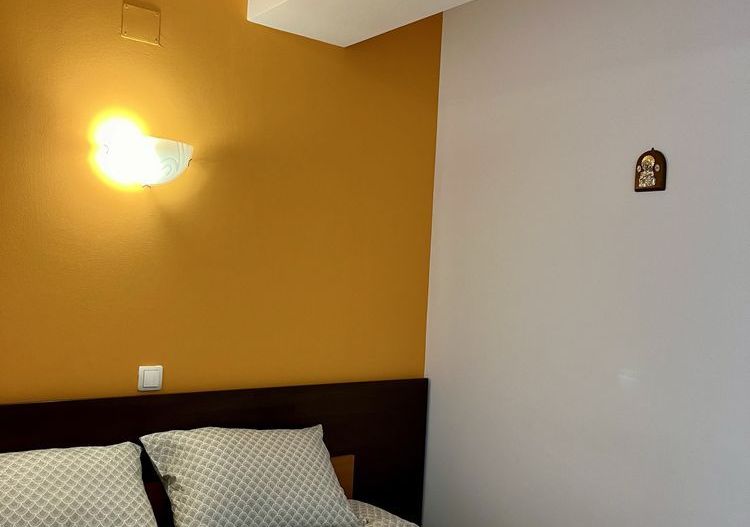 Garsonieră 45 mp cu grădină proprie, centrală, bloc tip vilă - Poză 3