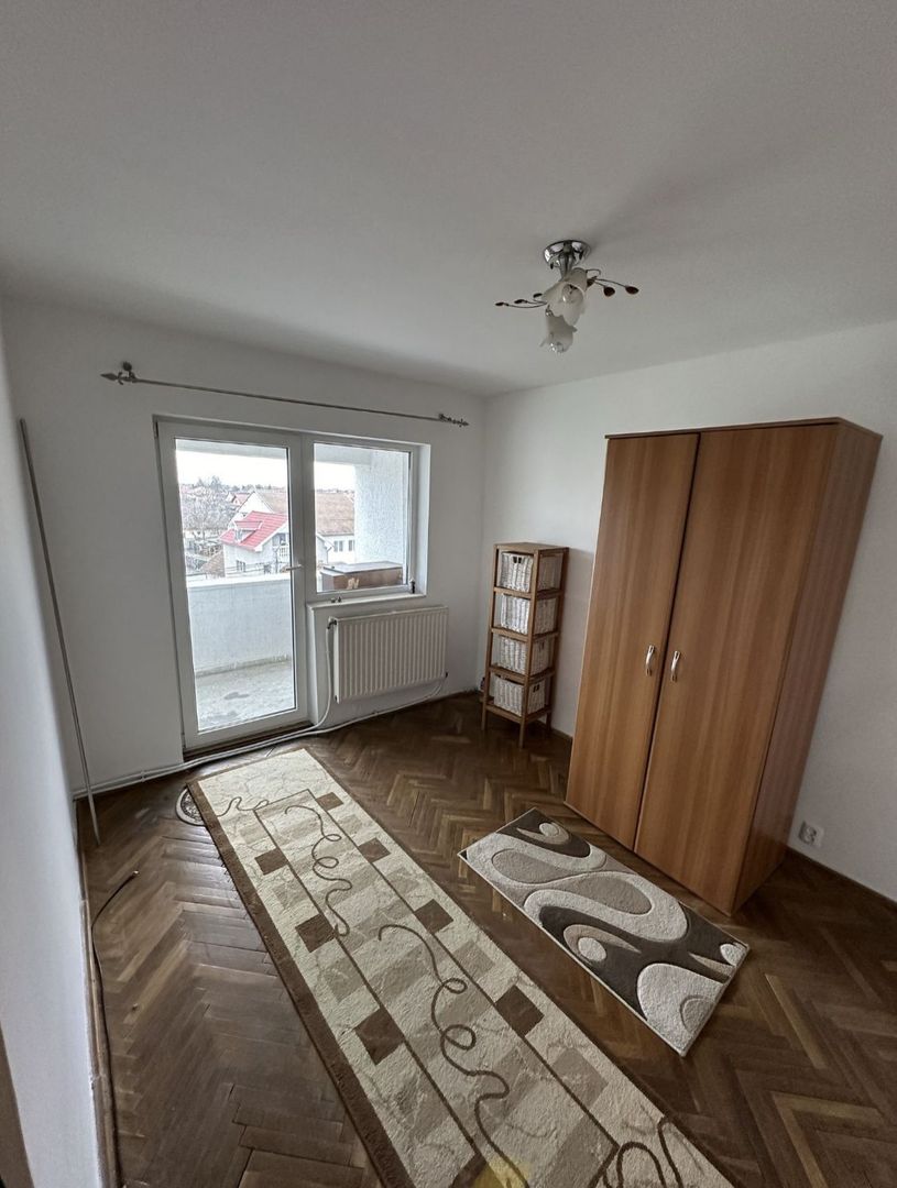 Agentia Europa vinde apartament cu 3 camere - Poză 4