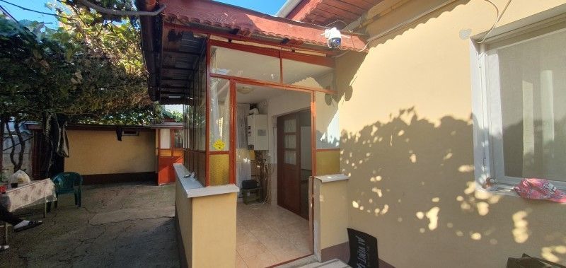 Andronache, str. Turistilor nr. 27 - Poză 1