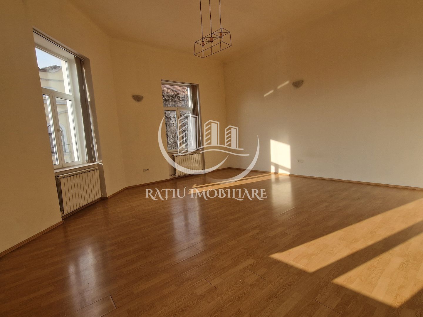Apartament cu 2 camere | 99 mp utili | Facultatea de medicina | Oradea. - Poză 4