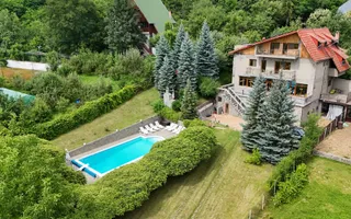 Casă Vilă cu 9 camere și piscină încălzită în localitatea Cornu - Poză 27