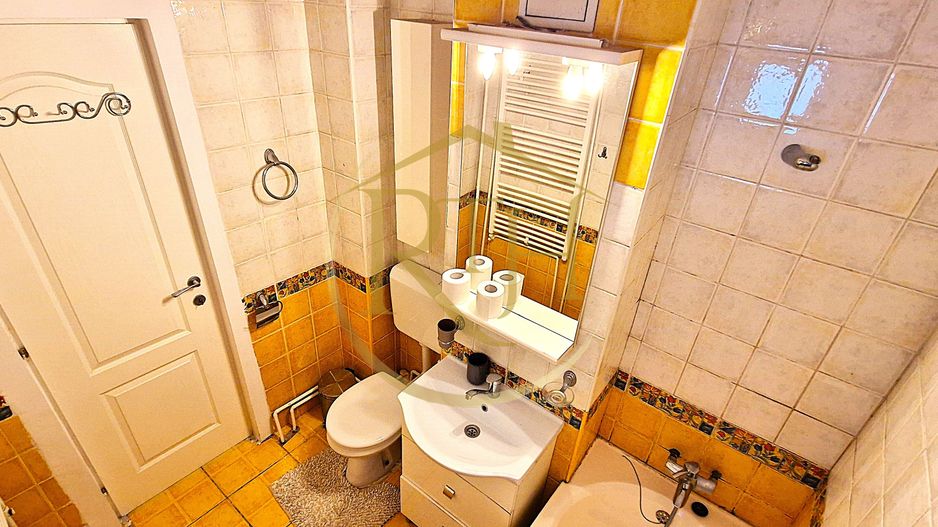 Inchiriez apartament cochet cu 3 camere in complexul studentesc - Poză 17