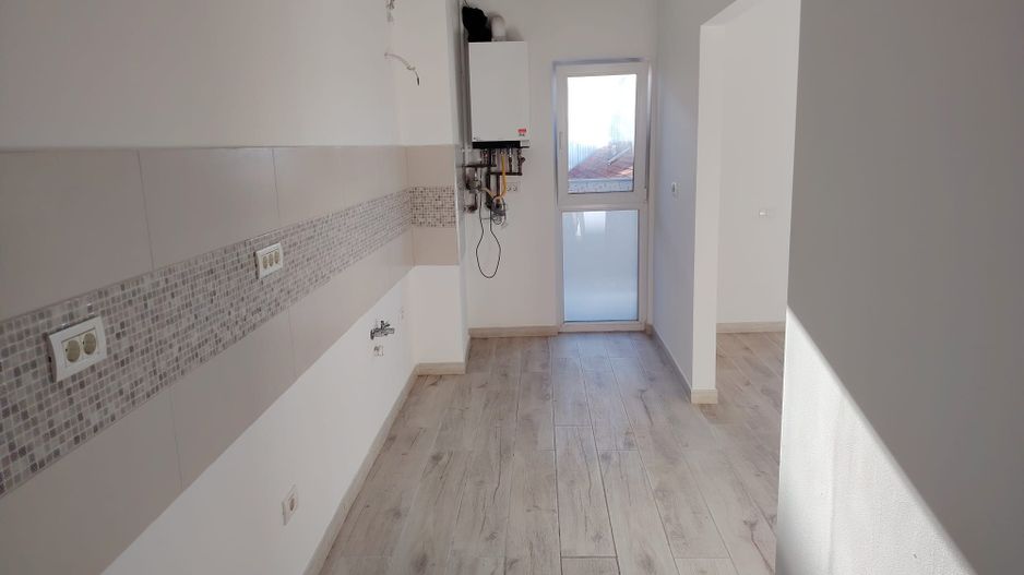 Sud Plaza | 1 Cameră | Bloc Nou | Etaj 2 | Balcon | 41,8 mp - Poză 2