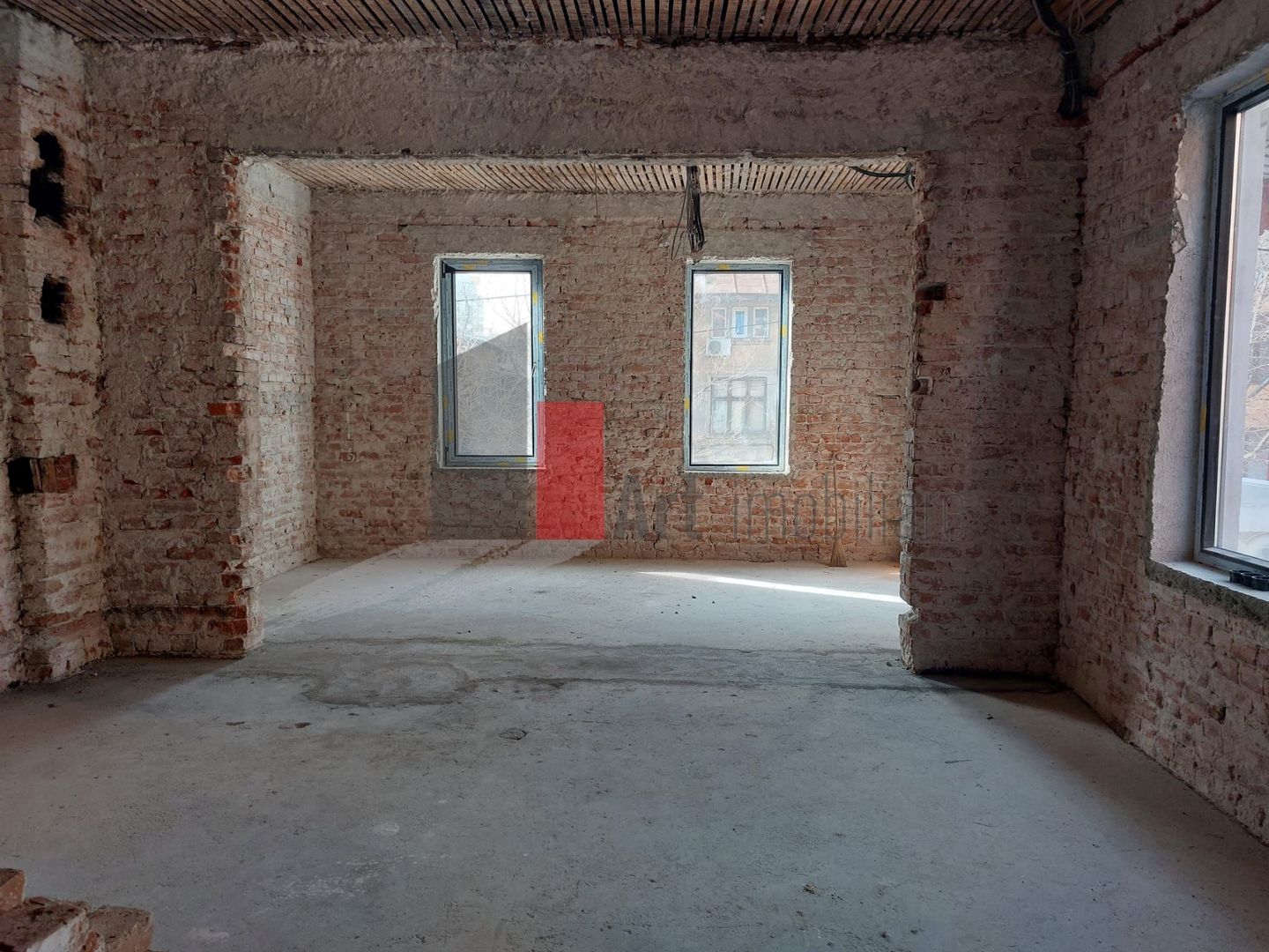 Vila "BRIKO" , Vitan-Mall, pozitie stradala, ideal birouri/comercial - Poză 8