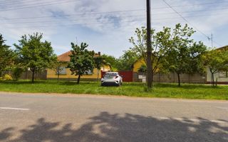 Casă cu teren generos la graniță cu România - Poză 10