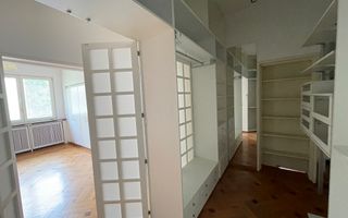 Apartament cu 4 camere de vânzare în zona Primaverii - Poză 7