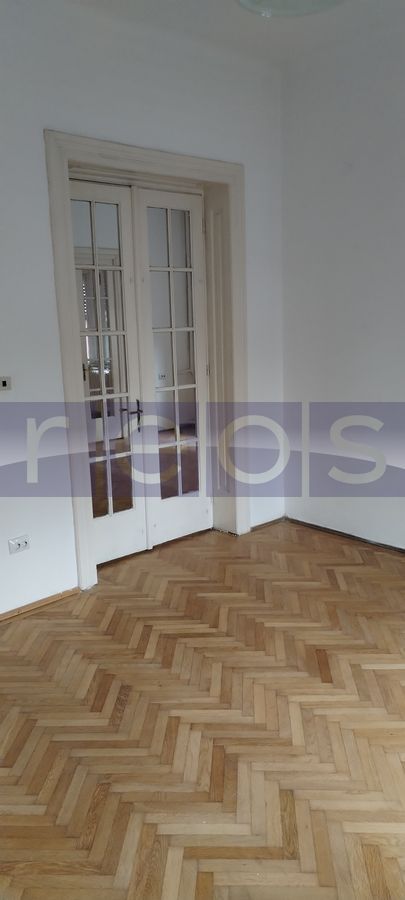 Casa 4 camere + dependinte curte proprie- Floreasca - Poză 9