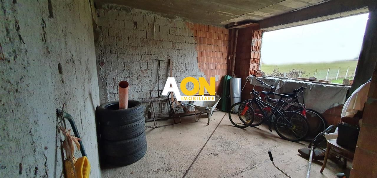 1/2 Duplex 5 camere S+P+M cu garaj 576 mp teren - Poză 4