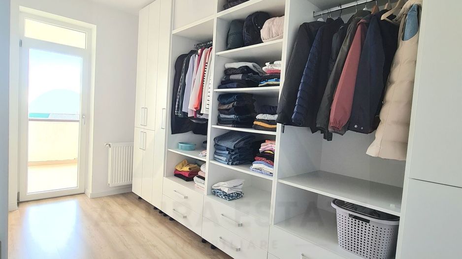 Apartament modern 57 mp utili 2 balcoane loc de parcare zona Lazaret - Poză 7