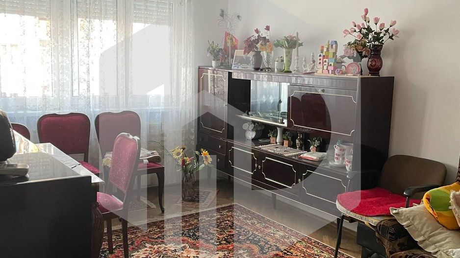 Apartament 3 camere decomandat-V. Aaron/ str.Iezer+pivnita - Poză 1