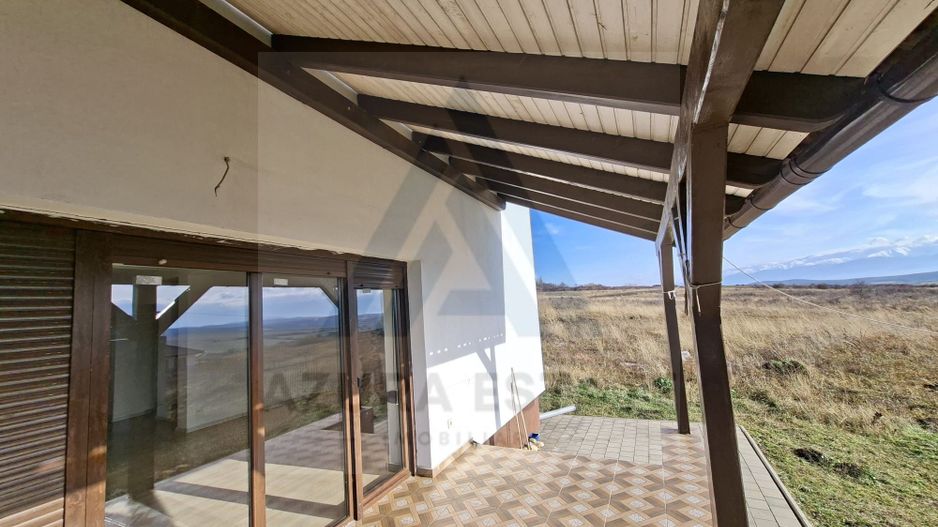 Casa intabulata 5 camere 2 bai si curte generoasa in Bavaria Park - Poză 9