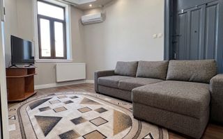 BIJUTERIE/ INVESTITIE- 3 camere vila interbelică| Mansardă - Poză 2