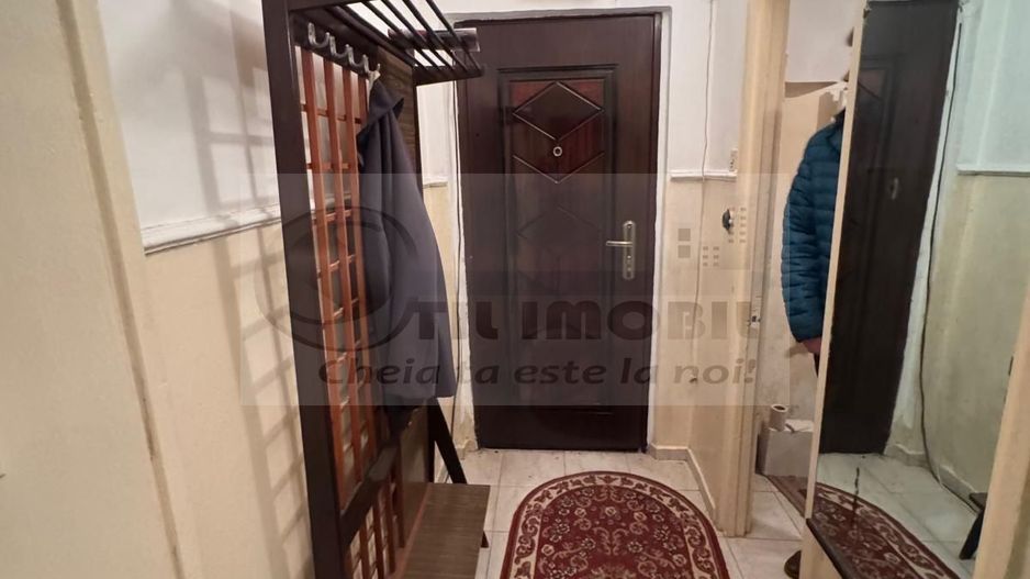 vând apartament 2 camere Alexandru Cel Bun 62000 euro - Poză 6