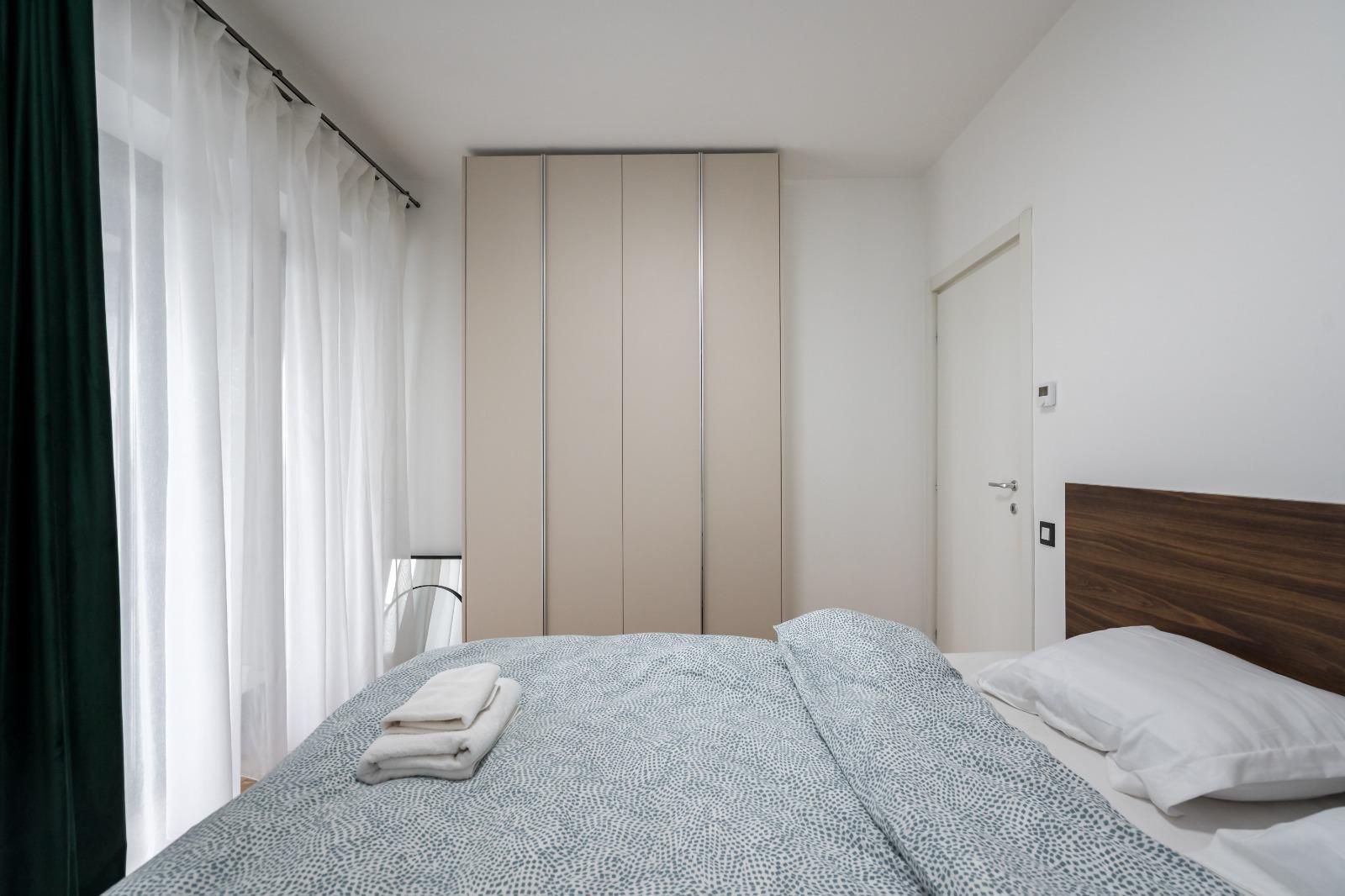 Short-term rent: 3 rooms apartment | Northside Park | Sector 1 - Poză 49