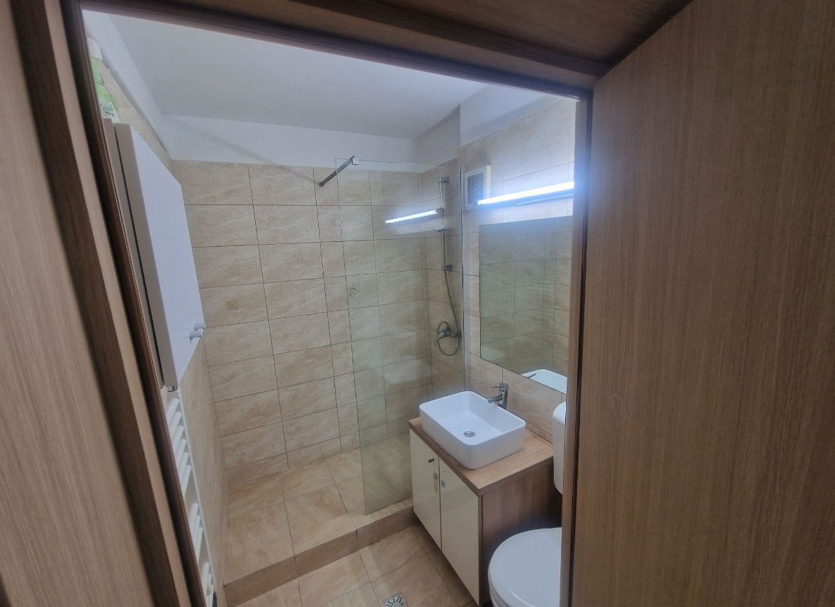 AP. 2 CAMERE TITAN, LOC PARCARE, METROU 5 MINUTE, BLOC REABILITAT - Poză 6