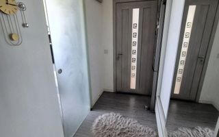 Vânzare, apartament cu 3 camere în zona Gorjului - Poză 8