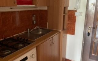 Garsoniera Buziasului etaj 3 cu balcon inchis - Poză 3