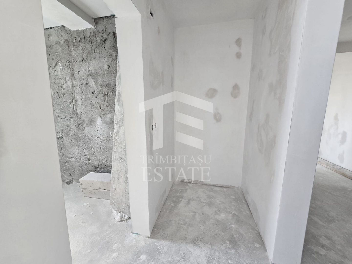 OVIDIU-POIANA- Vila tip duplex | terasa circulabila | gaz | curte - Poză 13