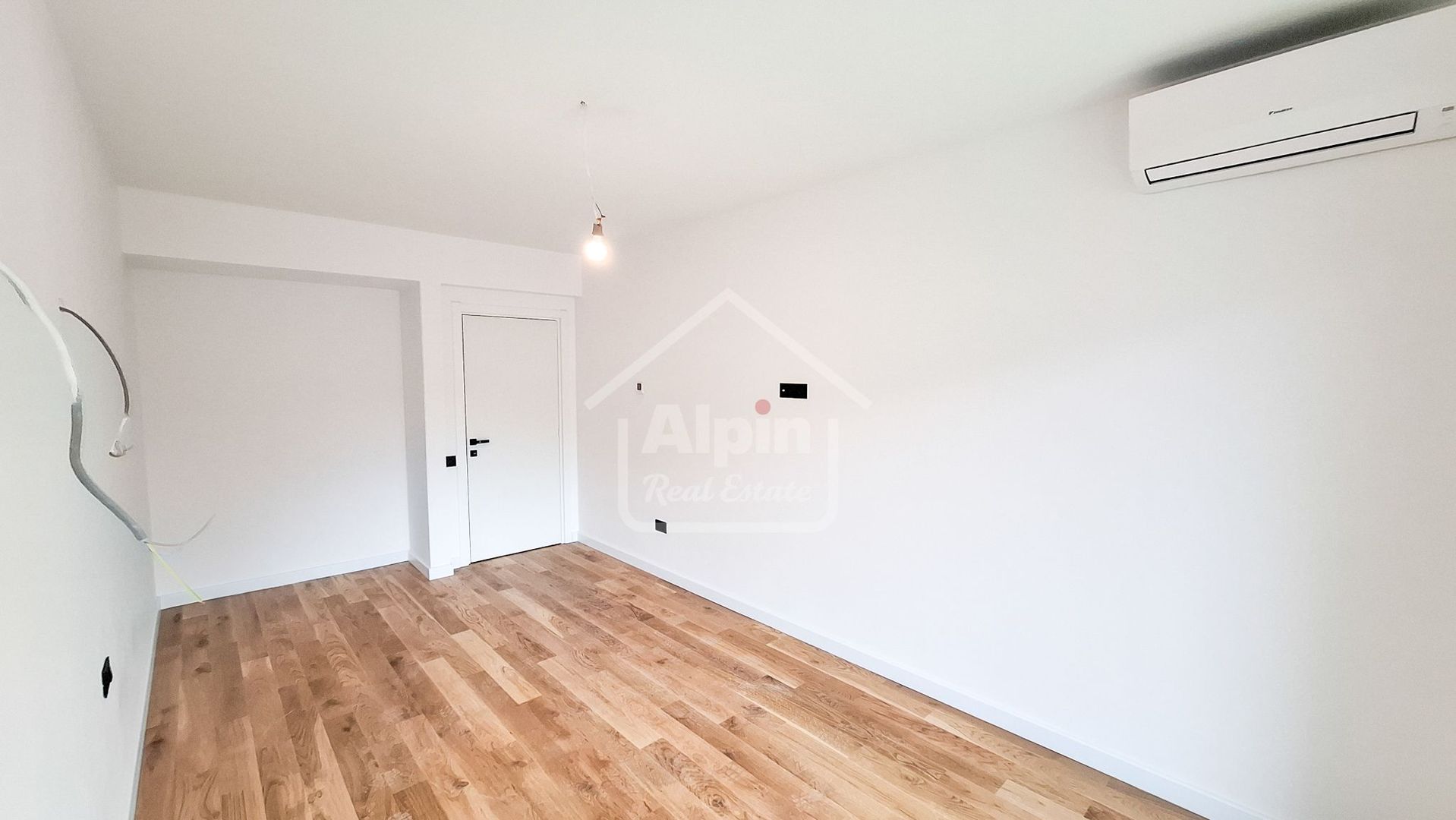 Finisaje Calitative Central - Poză 20