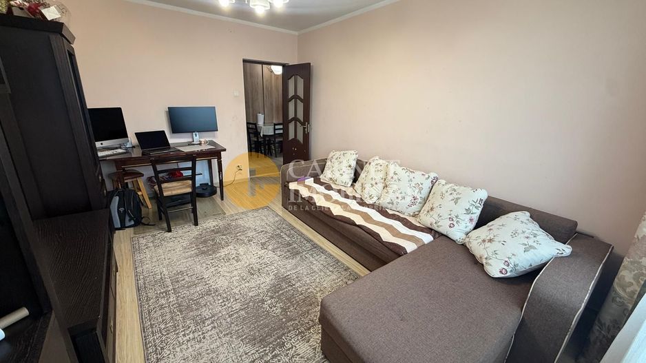 2 Camere Decomandat - Etaj Intermediar - Zona Podu Ros - Bloc 1974 - Poză 10