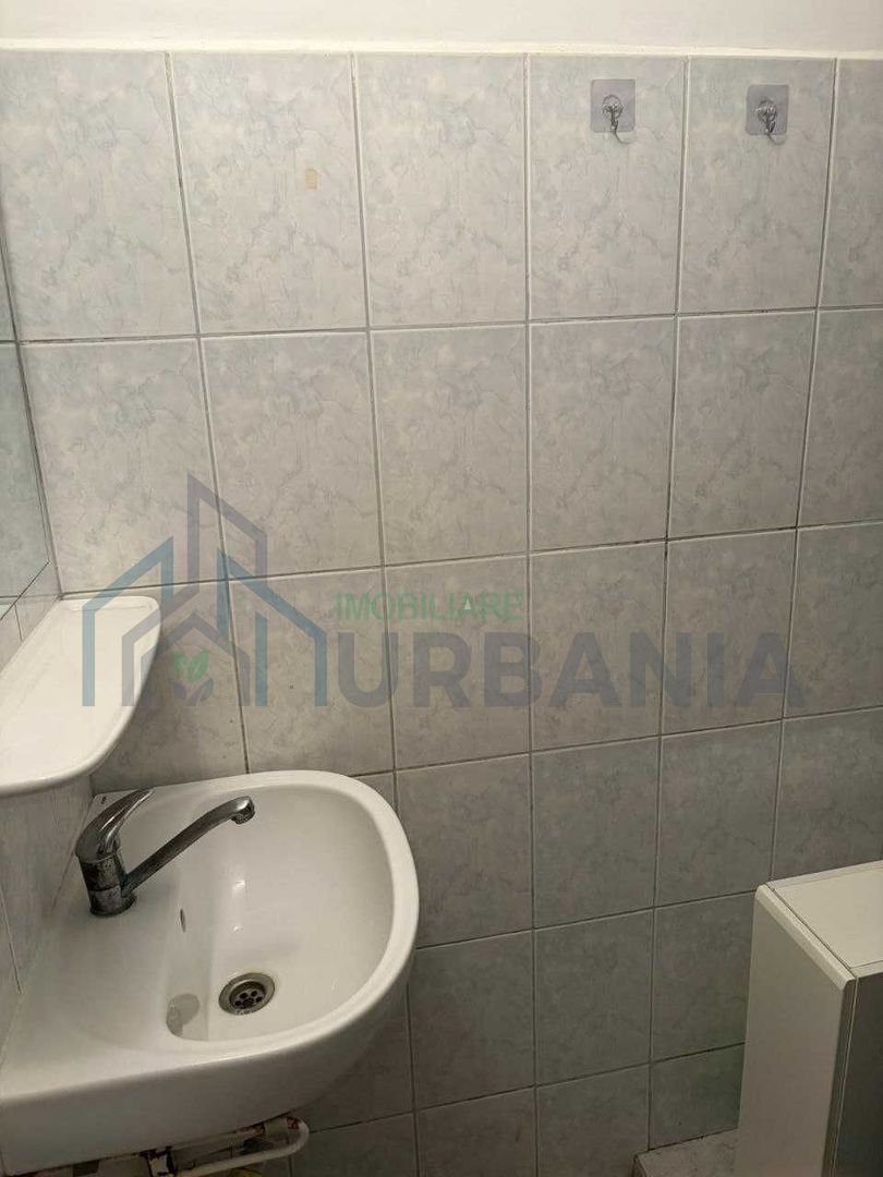 Garsonieră de vânzare, Podu Roș, Iași – aproape de Piața Nicolina - Poză 2