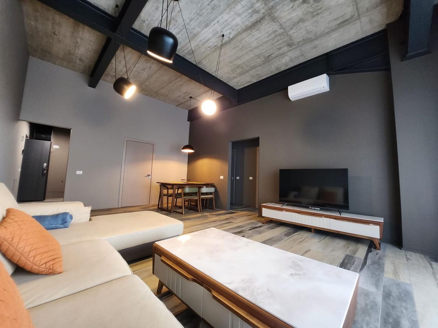 Apartament 2 camere - POZITIE EXCELENTA - Poză 2