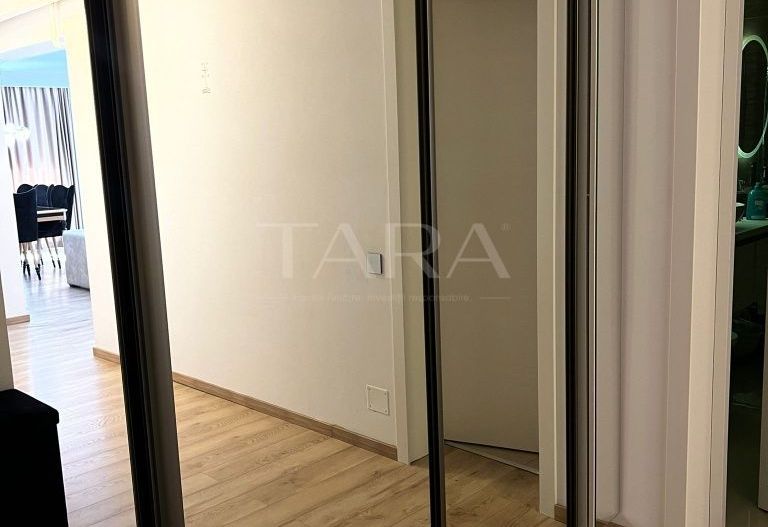 Apartament ultrafinisat cu balcon, 61 mp, zona strada Florilor. - Poză 4