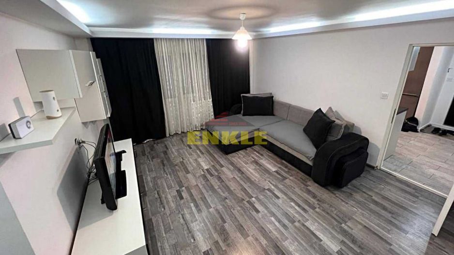 Vânzare apartament 2 camere semidecomandat, zona Împărat Traian - Poză 2