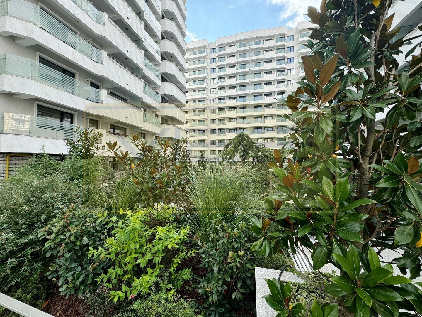 Apartament 2 camere + posibilitate 2 locuri parcare Copou - Royal Town - Poză 37