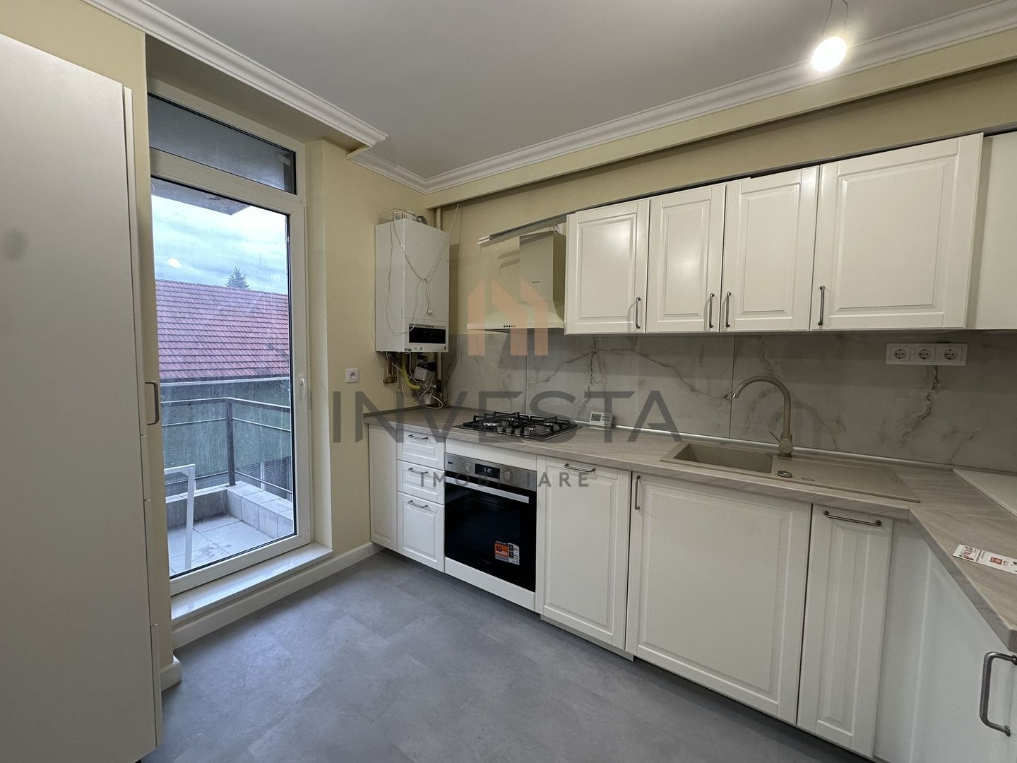 Apartamet 2 camere la etajul I cu podea din bambus in Borhanci! - Poză 13