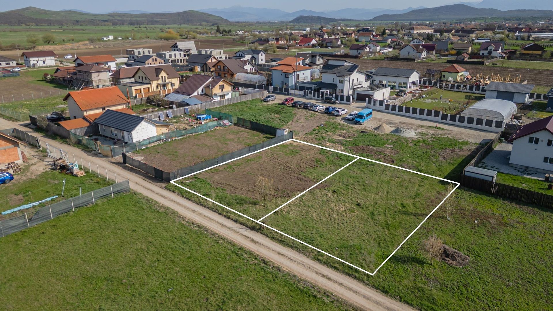Teren 479 mp pentru construcții locuințe, Bod, utilități la stradă - Poză 1